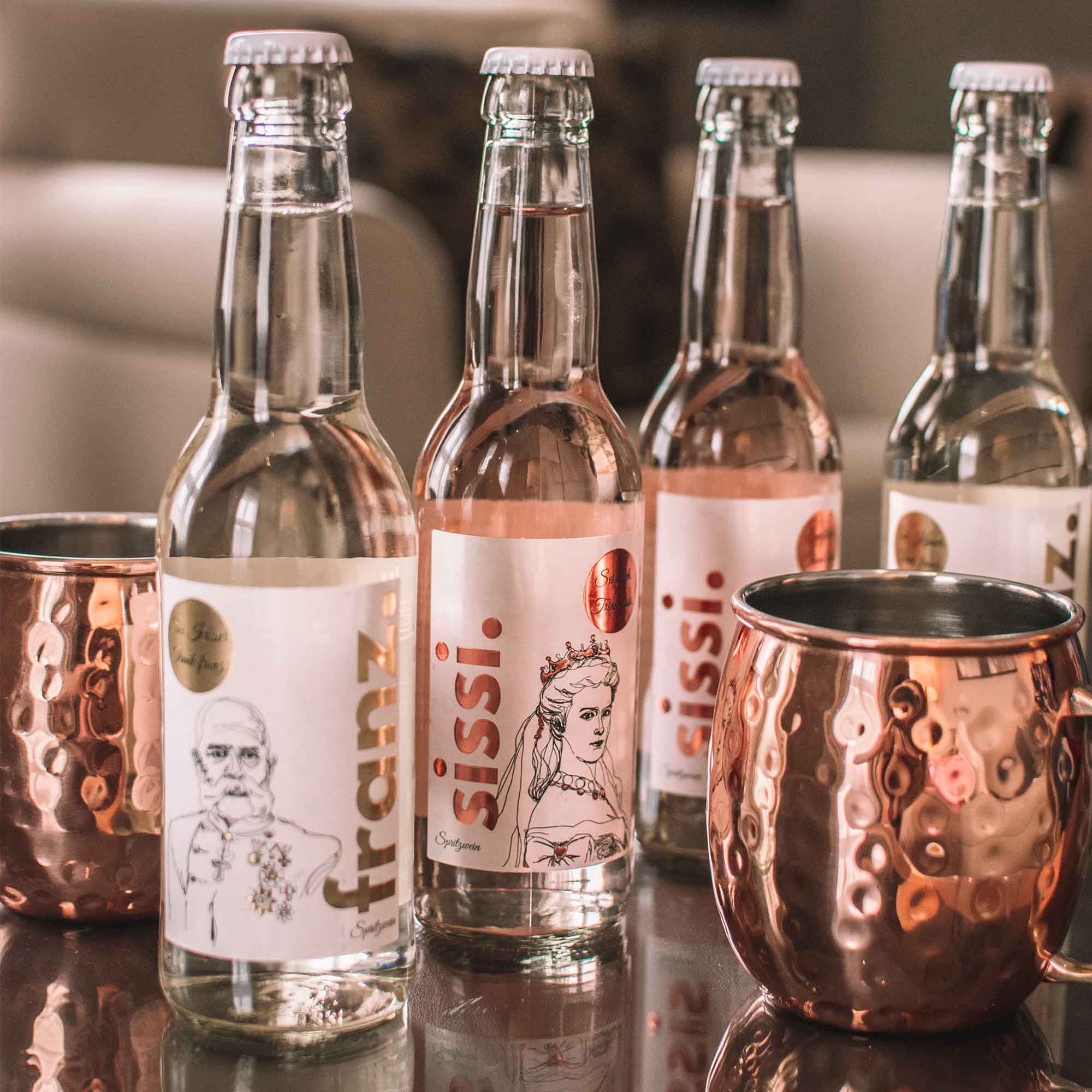 sissi. Rose Flaschenspritzer 330ml - Ready to Drink Spritzer in der Glasflasche von Spritzweinmonarchie